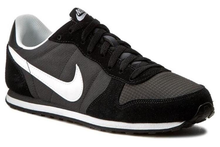 Кроссовки мужские Nike Genicco черные, 46 EU