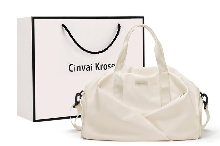 Дорожная сумка женская CinvaiKrose A236401V7162 кремово-белая