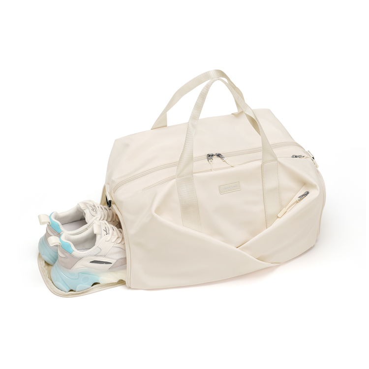 Дорожная сумка женская CinvaiKrose A236401V7162 кремово-белая