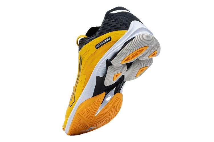 Кроссовки унисекс Mizuno Wave Lighting Z7, lemon, 46 EU