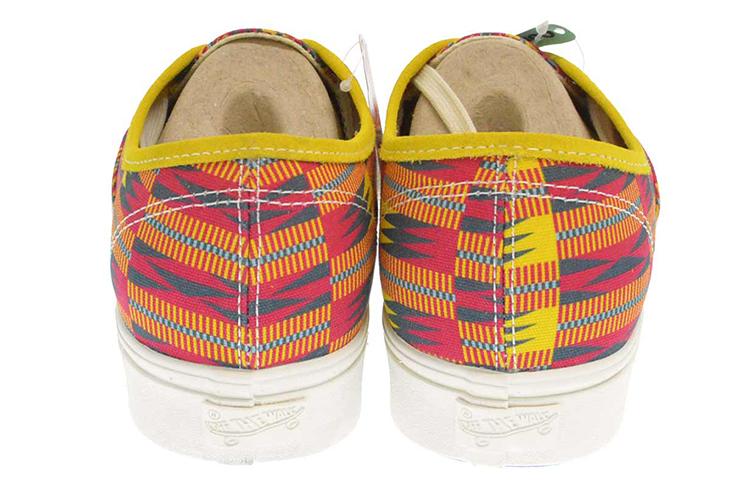 Кроссовки унисекс Vans Comfycush Authent красные, желтые, 42.5 EU