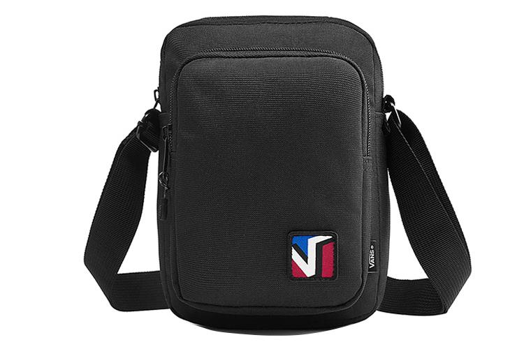 Сумка унисекс Vans VN0A4UQ5BLK1 черная