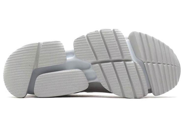 Кроссовки унисекс Reebok Sock RunR серо-белые, 34.5 EU