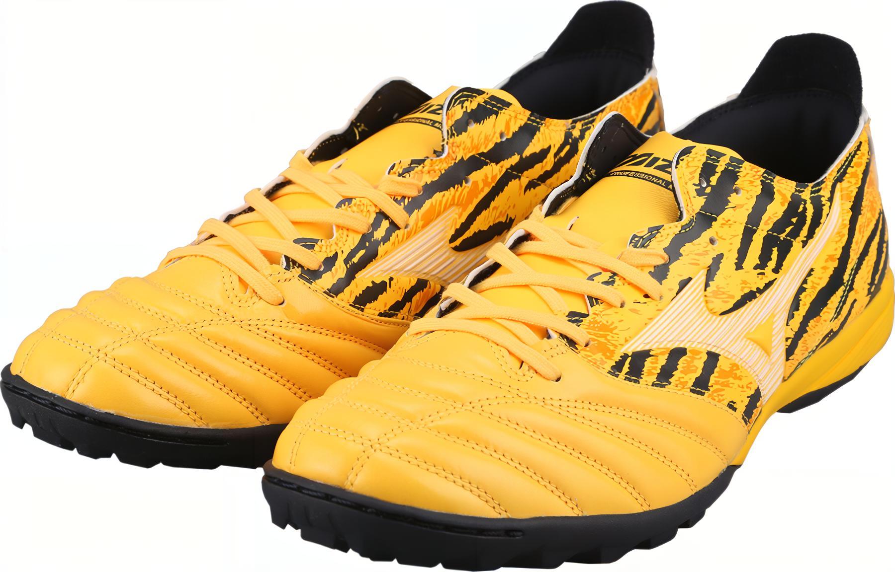 Футбольные бутсы мужские Mizuno Morelia Neo 3 Pro As желтые, 44.5 EU