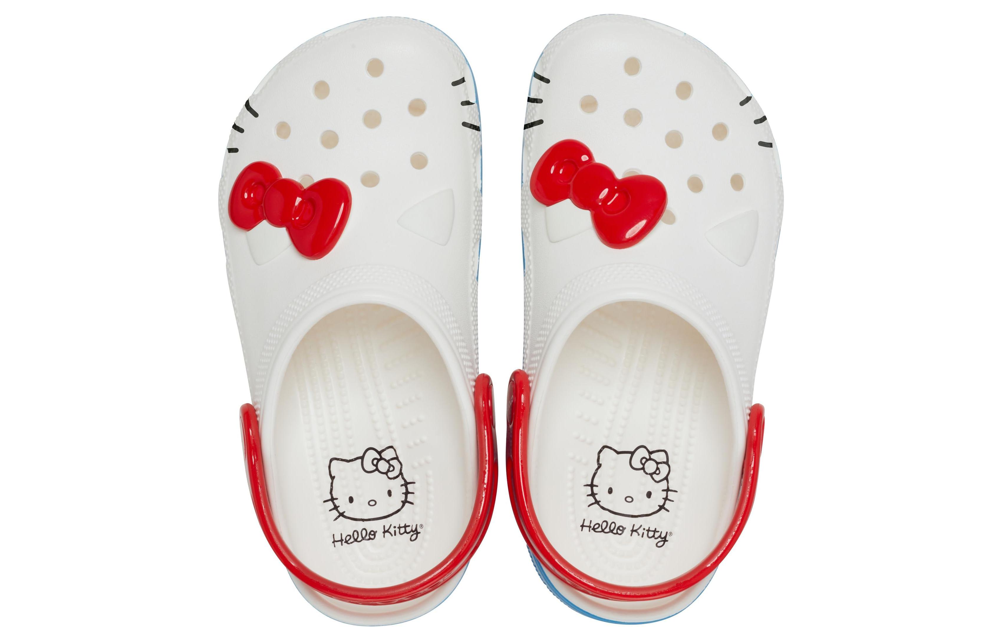 Шлепанцы унисекс Crocs Classic Clog Hello Kitty белые, красные, синие, 39-40 EU