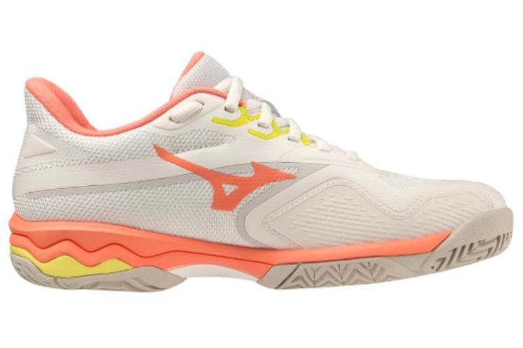 Теннисные кроссовки женские Mizuno Wave Exceed Light 2 AC бежевые, 43 EU