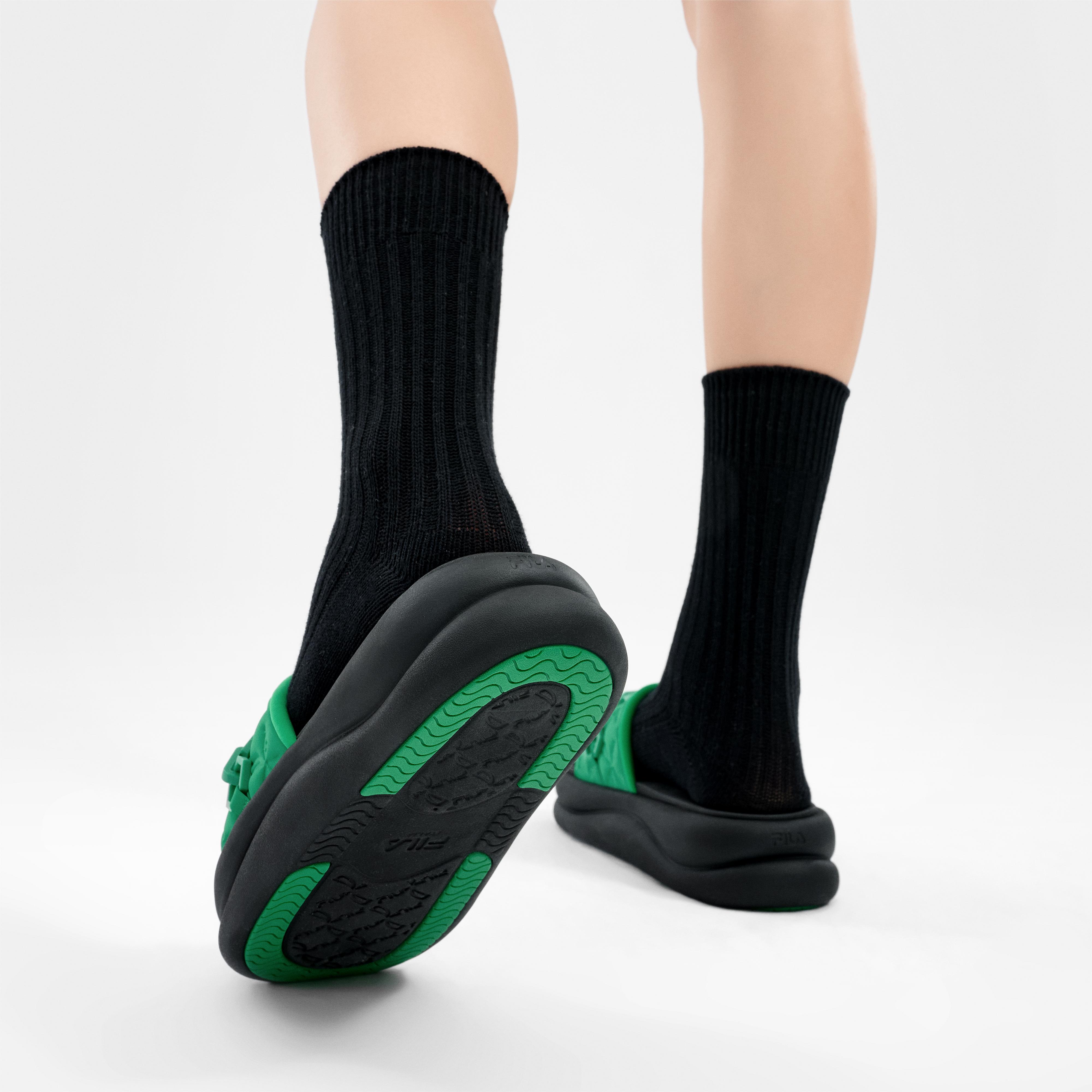 Шлепанцы женские FILA SPONGE Quick Dry Slide зелёные, 37.5 EU