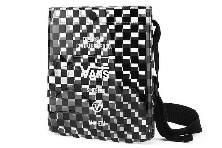 Кроссбоди-сумка женская Vans VN0A4MMTBLK черная