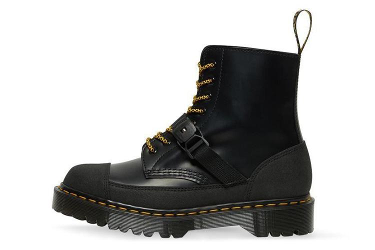 Ботинки женские Dr. Martens 1460 Bex Tech черные