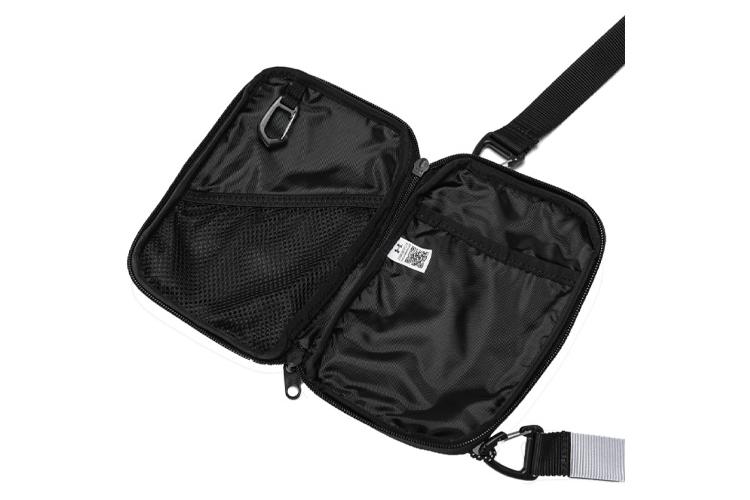 Сумка унисекс Under Armour 1376465-001 черная