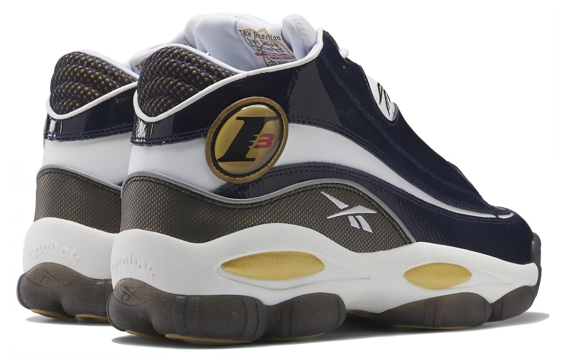 Кроссовки унисекс Reebok The Answer DMX navy-white, 42.5 EU