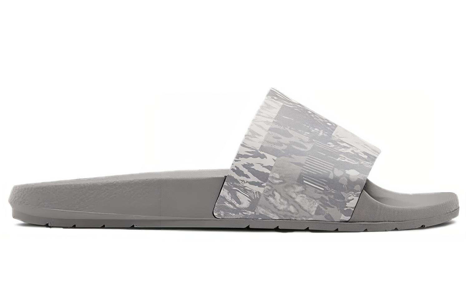 Шлепанцы унисекс Under Armour Core Remix Striker Hui серые, 45 EU