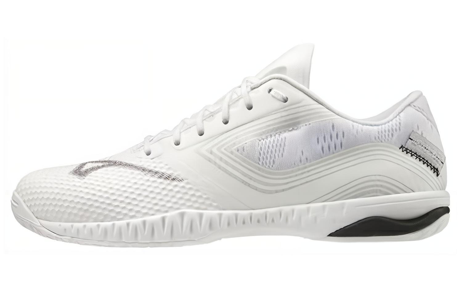 Кроссовки унисекс Mizuno Wave Drive El белые и черные