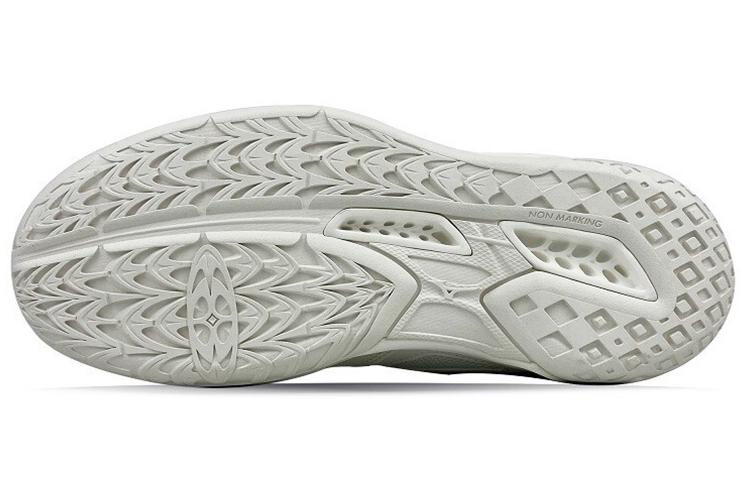Кроссовки женские Mizuno Thunder Blade 2 белые, красные, серые, 44 EU
