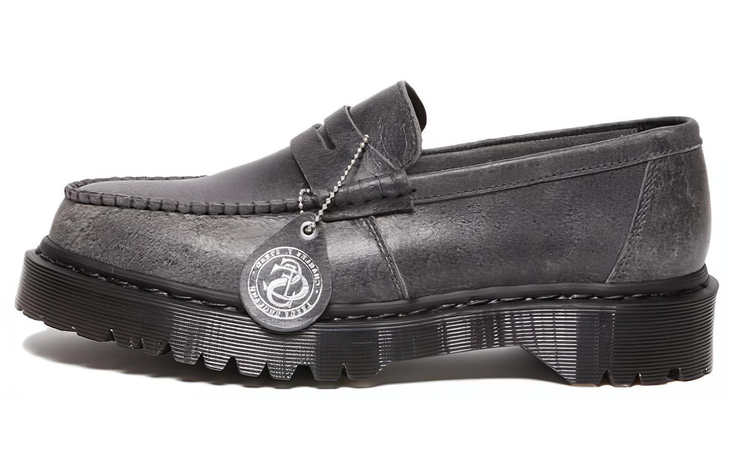 Лоферы унисекс Dr.Martens 31013053 серые, 39 EU