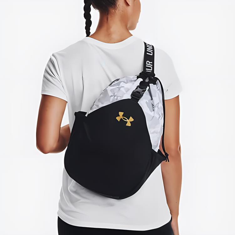 Сумка унисекс Under Armour UA 1363569-101 черно-серебристая