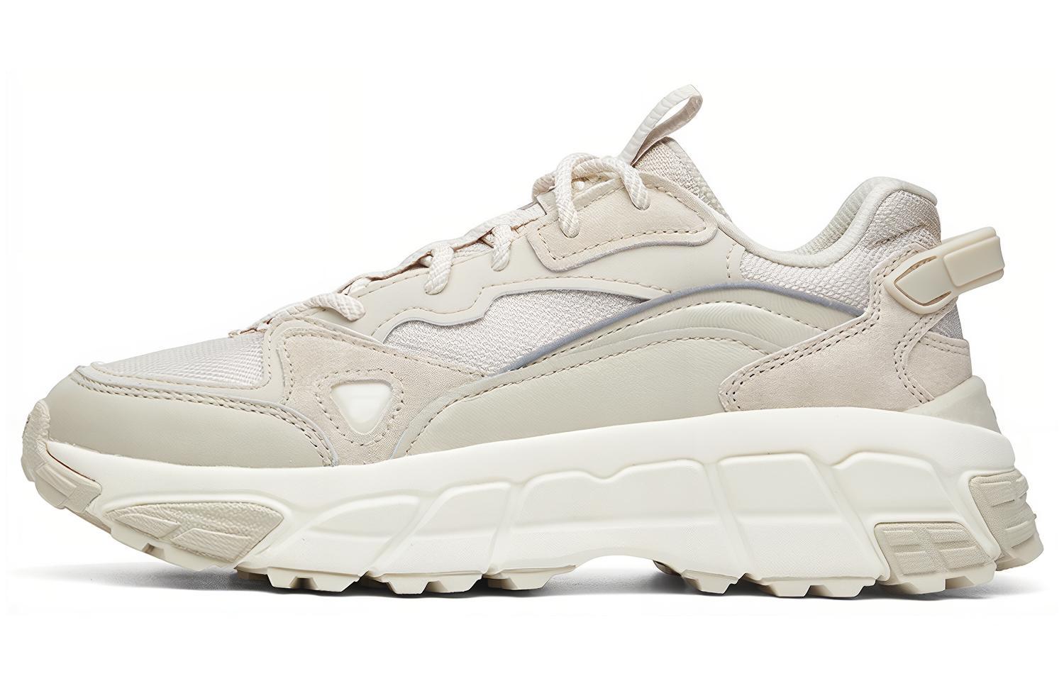 Кроссовки женские FILA Skyrunner бежевые, 36 EU