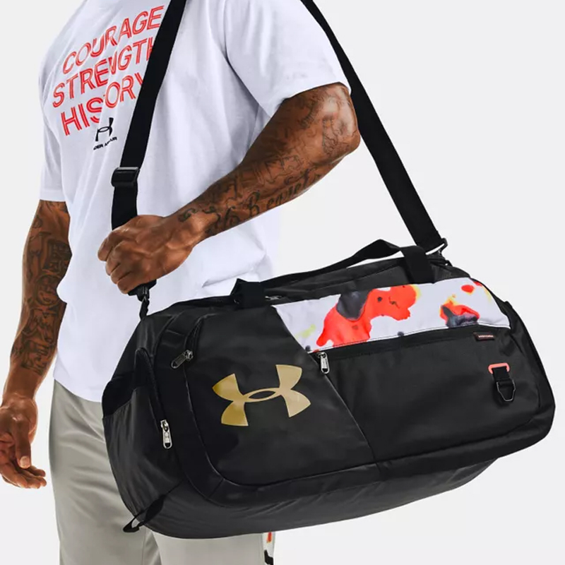 Спортивная сумка унисекс Under Armour 1355281-001 черная