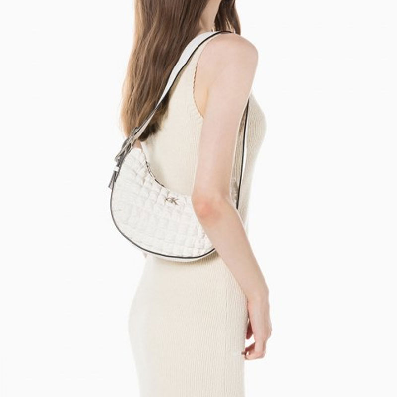 Сумка женская CALVIN KLEIN Crescent Bag ivory white