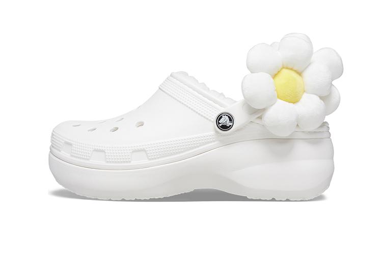 Шлепанцы женские Crocs Classic Flower белые, 38-39 EU