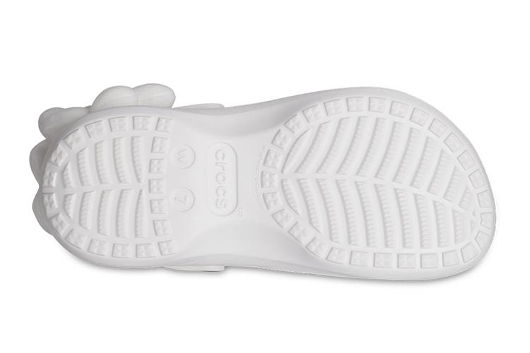 Шлепанцы женские Crocs Classic Flower белые, 38-39 EU