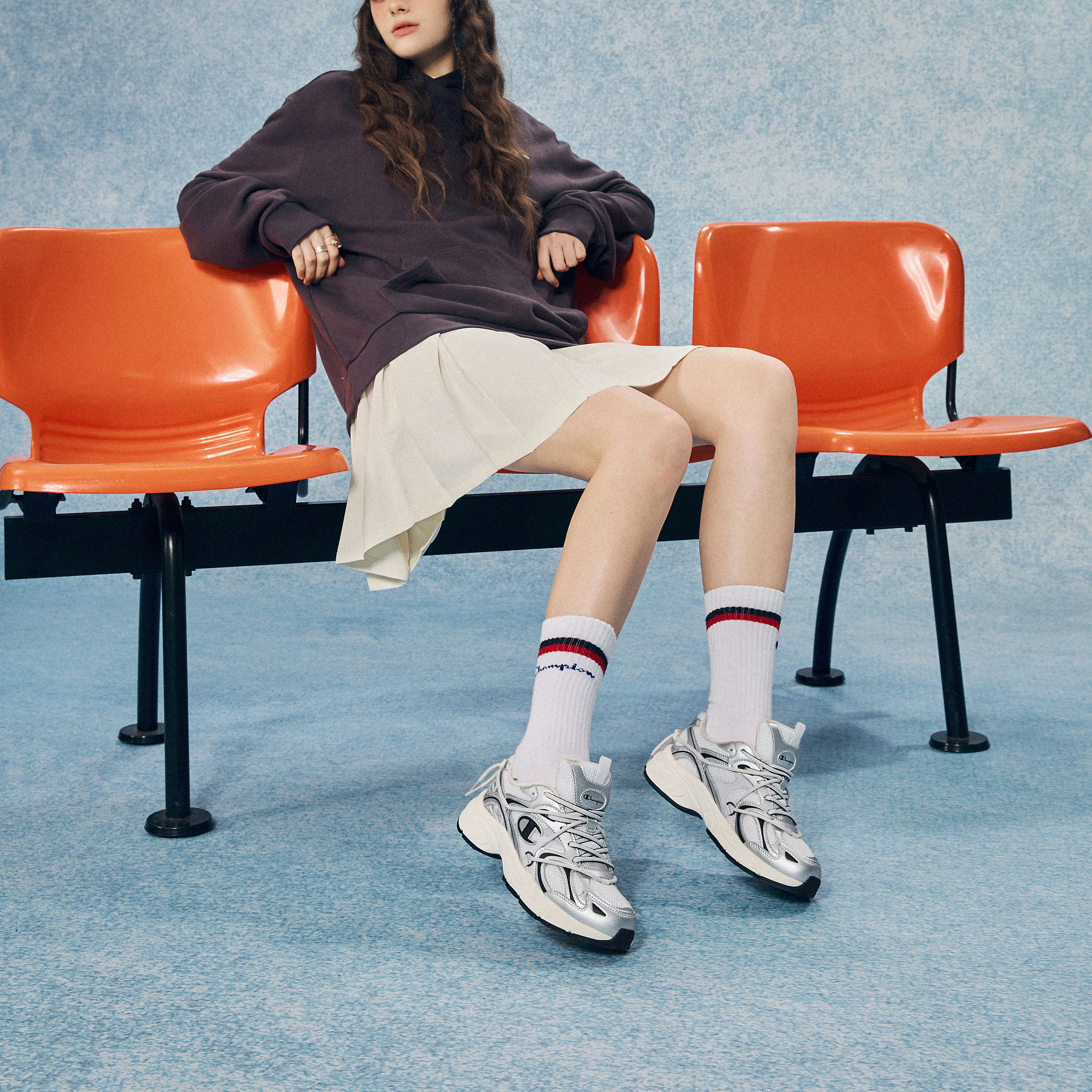 Кроссовки унисекс Champion U4AFCRU04B1 серебристые, 35 EU