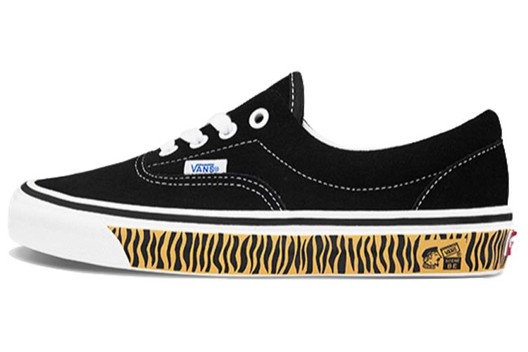 Кроссовки унисекс Vans Style 95 Dx черные, оранжевые