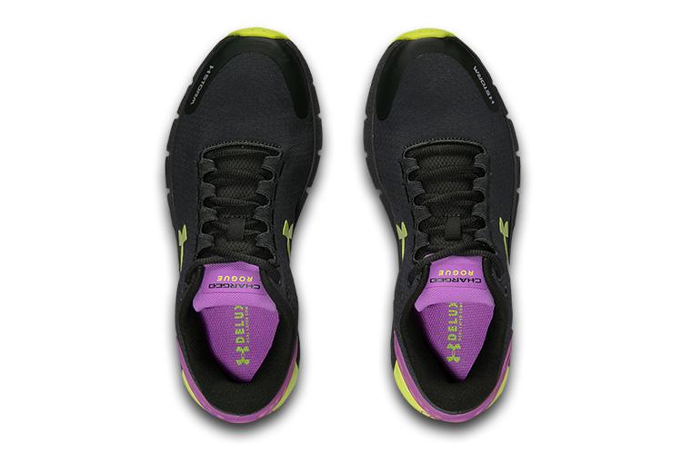 Кроссовки женские Under Armour Charged Rogue 2 черные, 40 EU