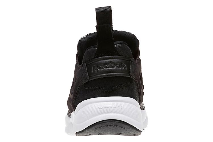 Кроссовки женские Reebok Furylite GT черные, белые, серые, 35 EU