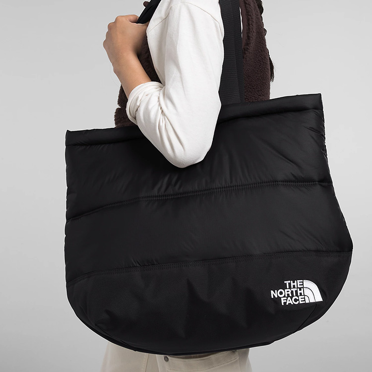 Сумка унисекс THE NORTH FACE 22L черная, Black EU
