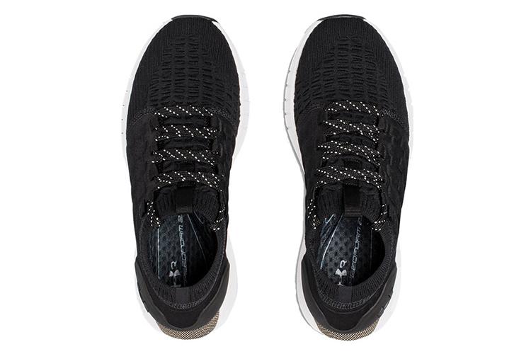 Беговые кроссовки женские Under Armour Hovr Phantom Ct черные, 36 EU