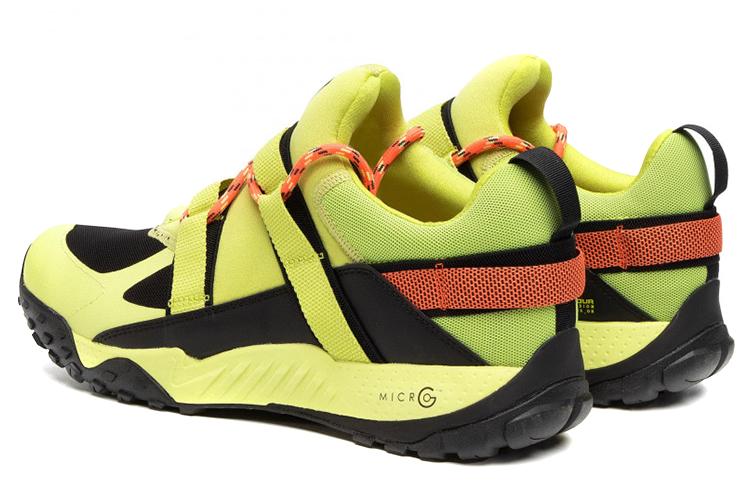 Беговые кроссовки унисекс Under Armour Valsetz Trek Nm зелёные, 37.5 EU