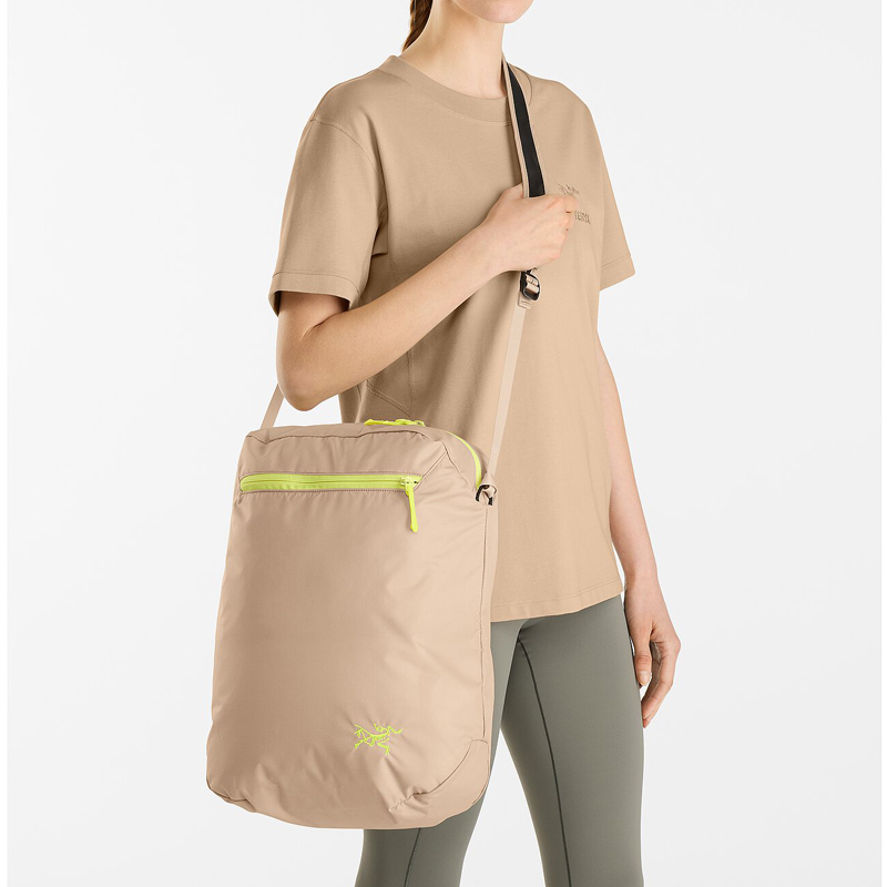 Сумка унисекс Arcteryx X000006067008 хаки