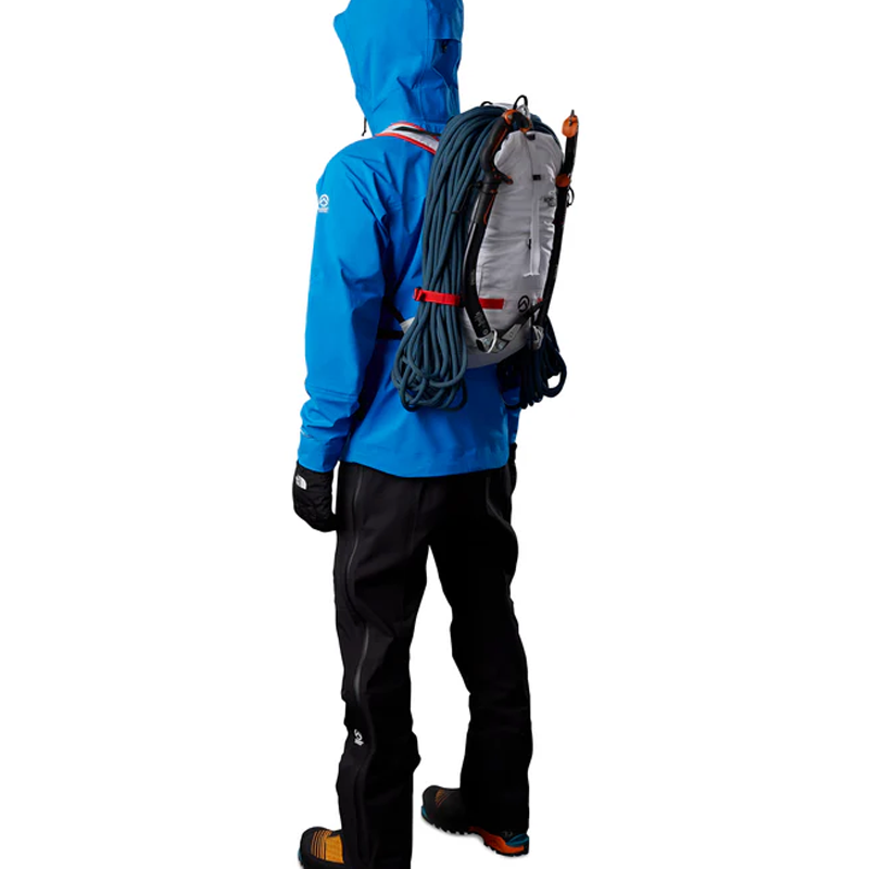Сумка унисекс THE NORTH FACE Verto 18L белая