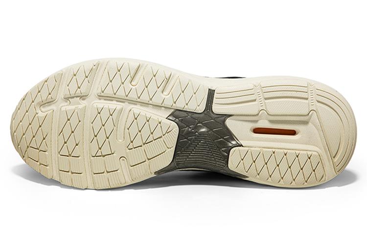 Беговые кроссовки мужские Mizuno RC 01 черные, 43 EU