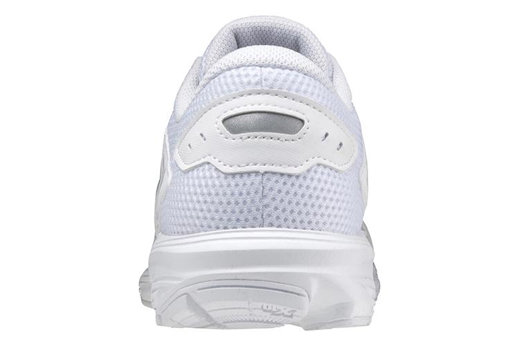 Кроссовки унисекс Mizuno Maximizer 24 Wide, triple white, 36.5 EU