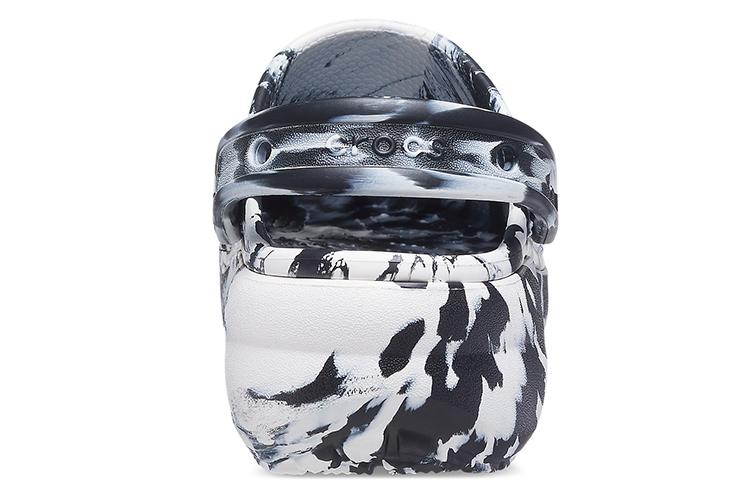 Шлепанцы женские Crocs Classic Platform Marbled Clog черные, белые, 38-39 EU