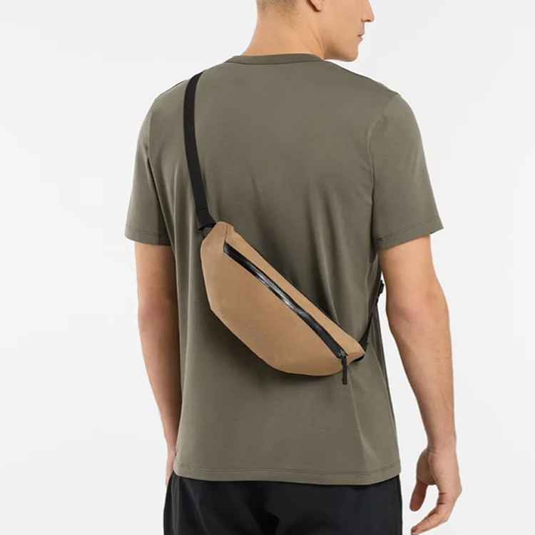 Сумка унисекс Arcteryx GRANVILLE 3L коричневая