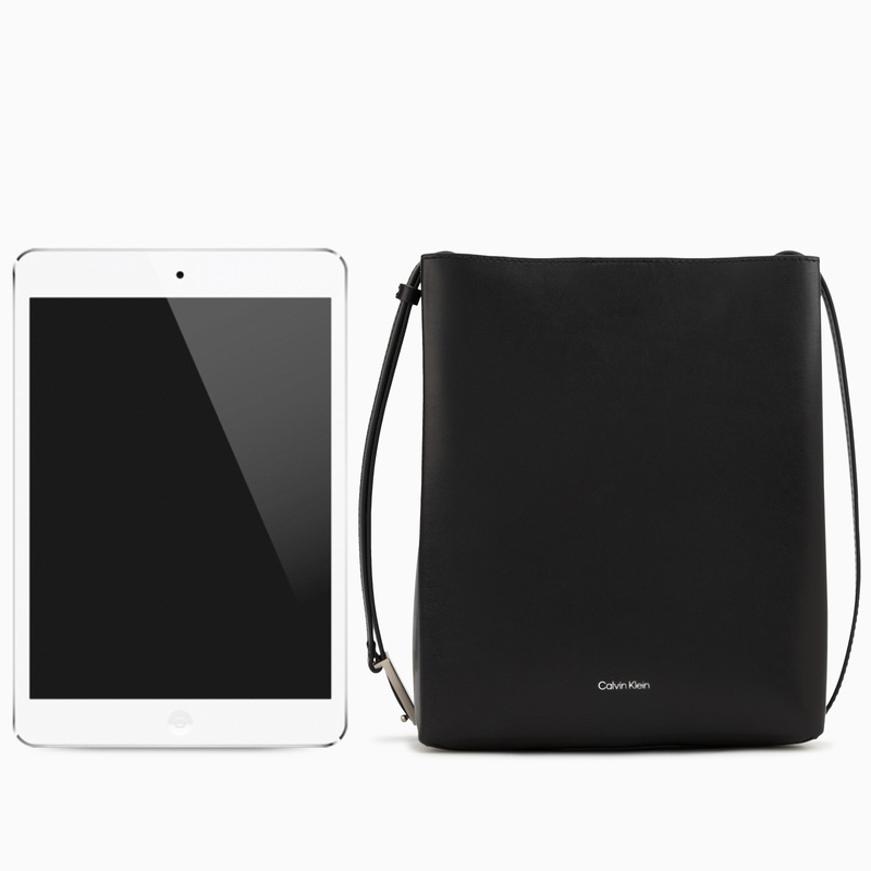 Сумка женская CALVIN KLEIN Shopping Paper Bag Space Black, One Size EU