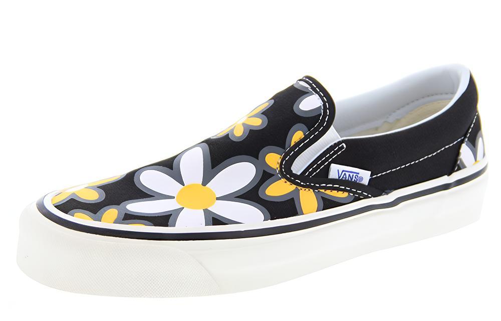 Слипоны унисекс Vans Slip-On 98 Dx Floral черные-белые, 43 EU