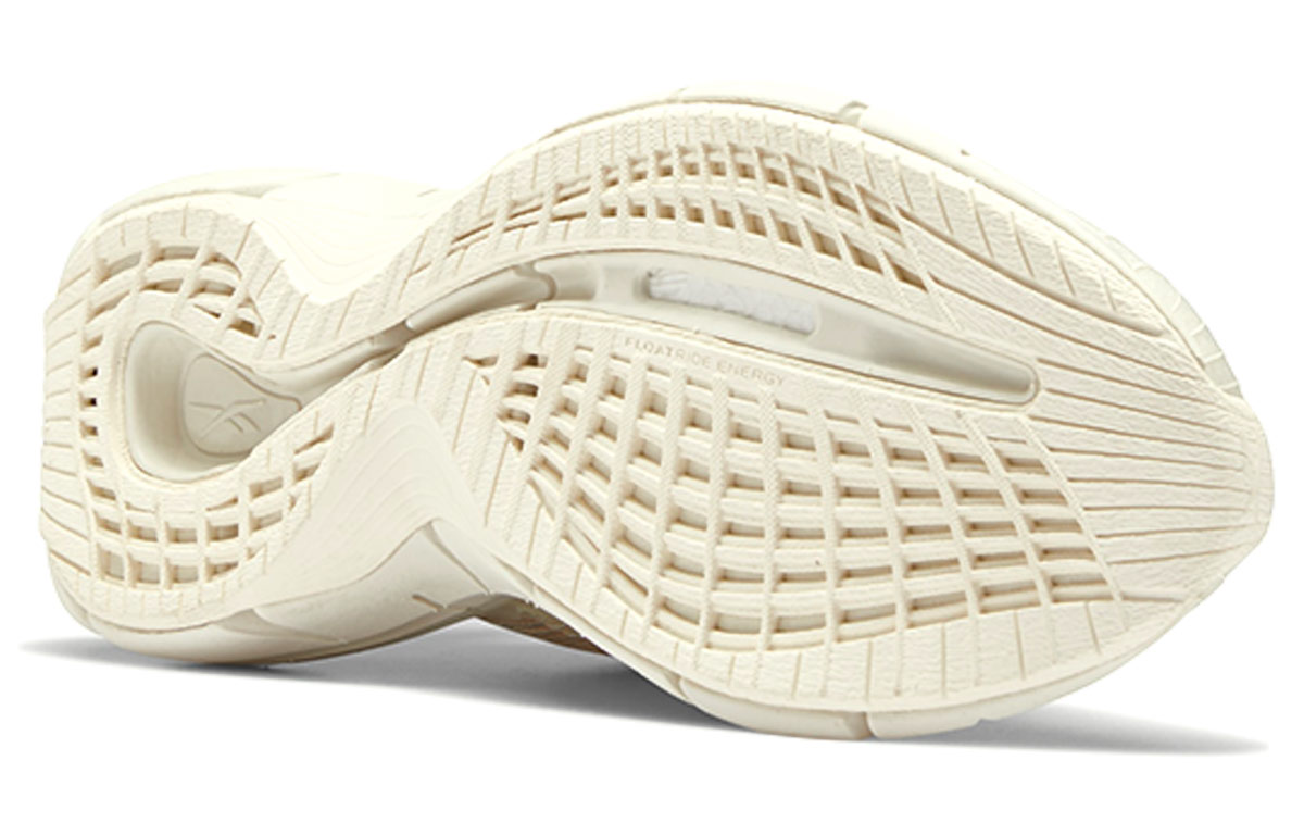 Кроссовки женские Reebok Zig Kinetica 2, chalk orange flare, 36 EU