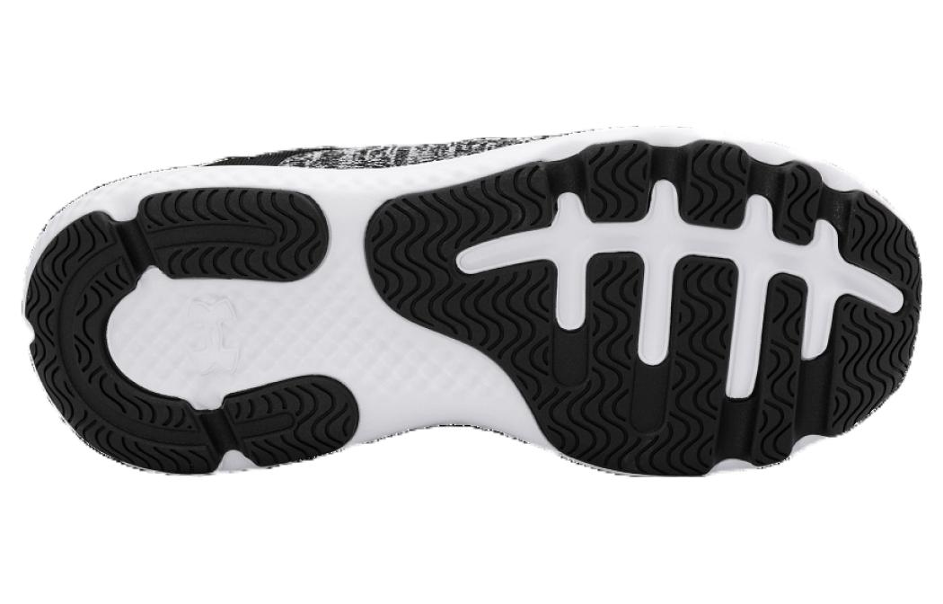 Кроссовки мужские Under Armour Charged Revitalize черные, 42.5 EU