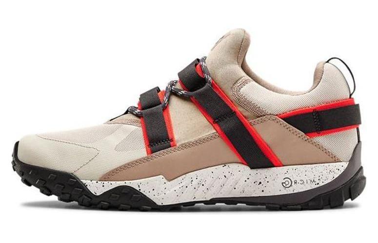 Кроссовки унисекс Under Armour Valsetz Trek светло-коричневые, 42 EU