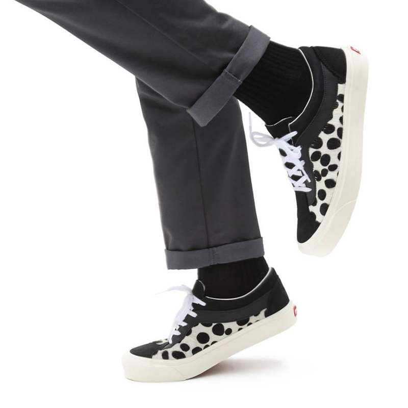 Кеды унисекс Vans Dalmatian Bold Ni Low Top черные/белые, 38 EU