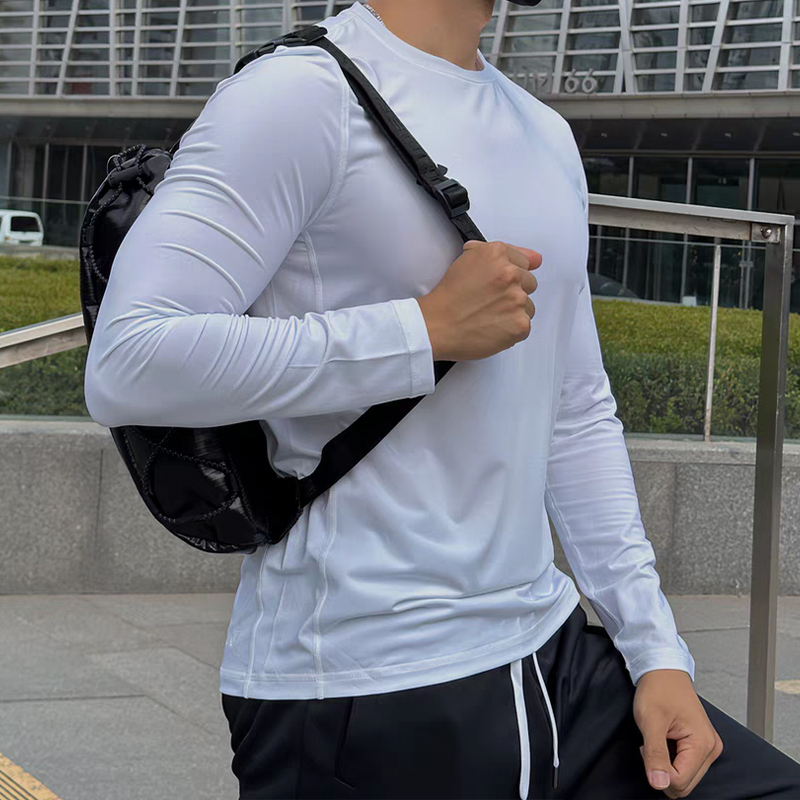 Сумка унисекс Under Armour 1376463-002 черная и темно-серая