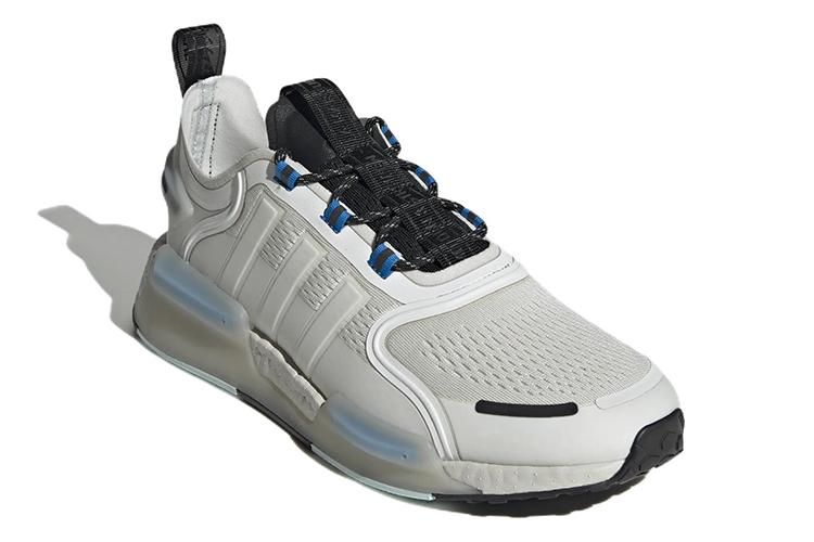 Кеды унисекс Adidas NMD R1 V3 белые, 38 EU