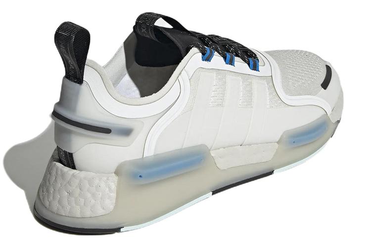 Кеды унисекс Adidas NMD R1 V3 белые, 38 EU