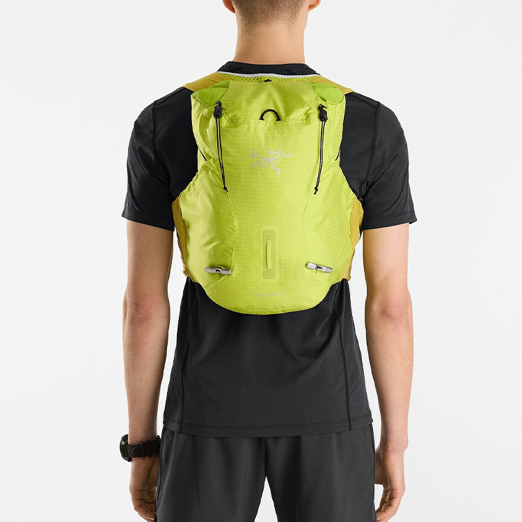 Сумка унисекс Arcteryx X000007517 зелёная, XS EU