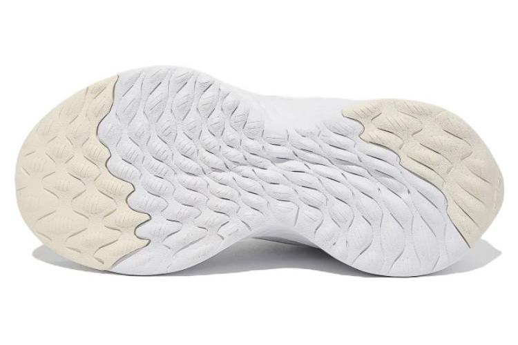 Кроссовки унисекс FILA Trazorus N3 белые, 240 EU