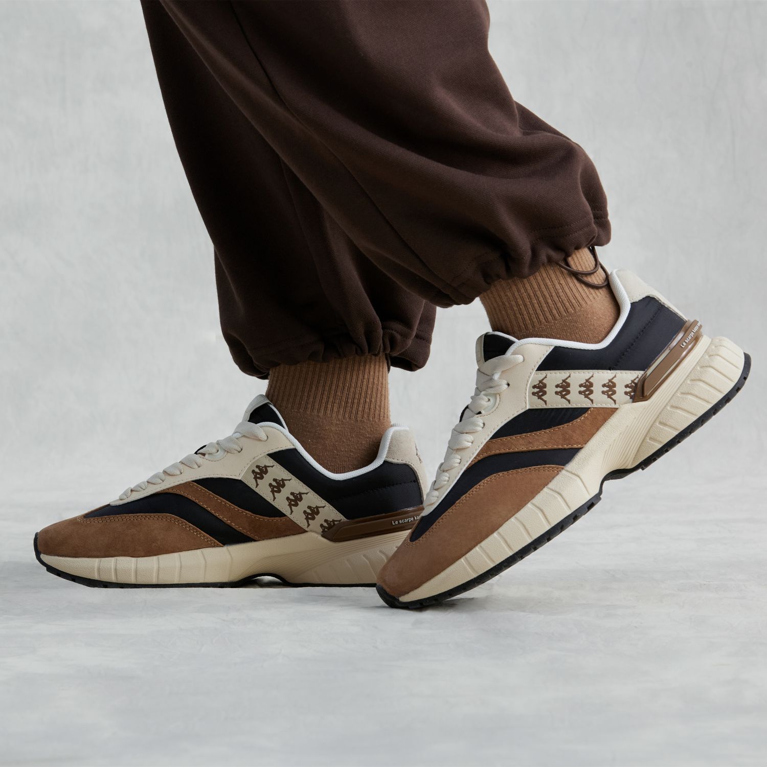 Кроссовки унисекс Kappa K0EW5MM33-6512 кофейно-черные, 37 EU